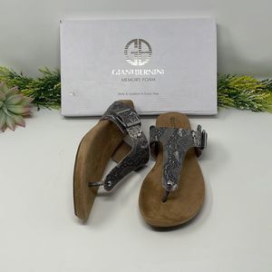 Giani Bernini Womens Rivver Sandals Buckle Thong Sandals Size 8.5 W